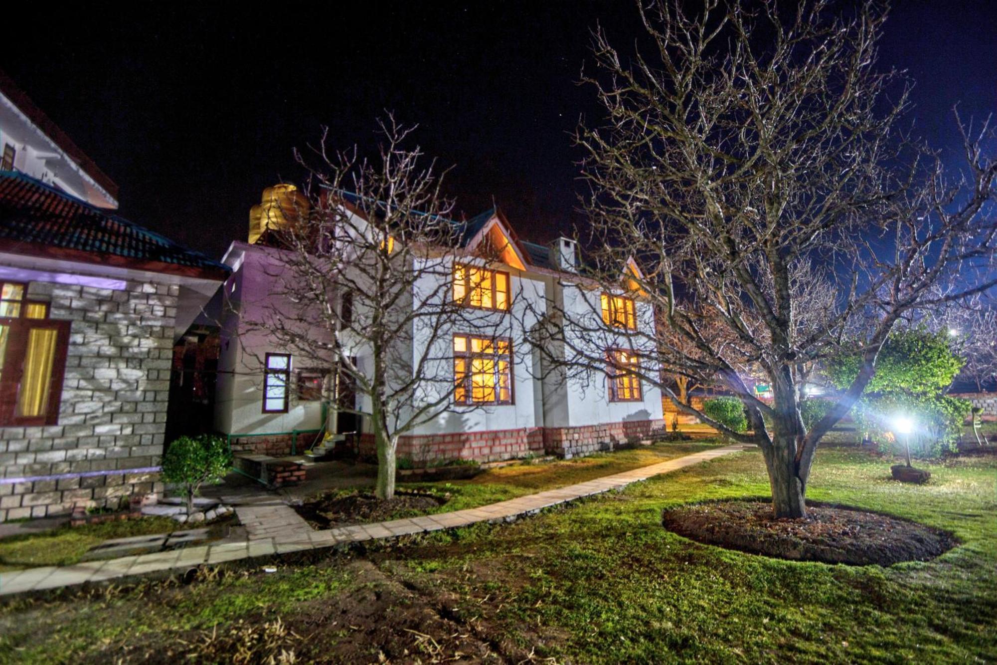 Villa Nature House Manāli Exterior foto